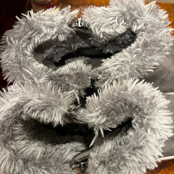 Mia Womens Merion Gray Faux Suede Boots in Size 7.5, EUC - Picture 17 of 17